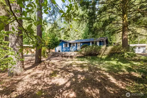 13700 NW Dolly Varden Ln, Bremerton, WA 98312