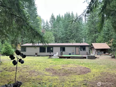 Exterior - 16211 Hackamore Way E, Greenwater, WA 98022 photo 2 of 10