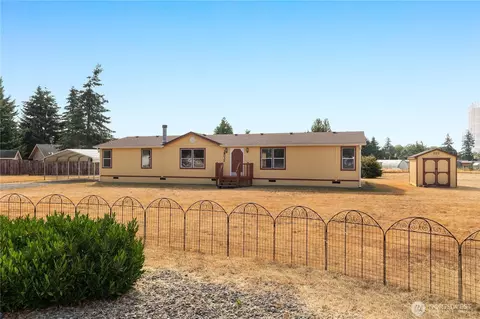 18032 Meyer Ln SW, Rochester, WA 98579