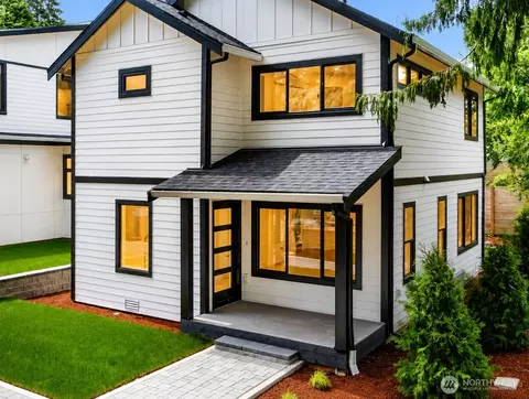 12644 NE 80th St, Kirkland, WA 98033