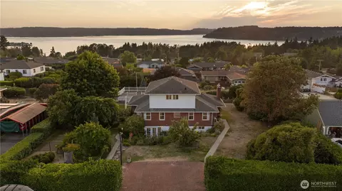 920 S Ventura Dr, Tacoma, WA 98465