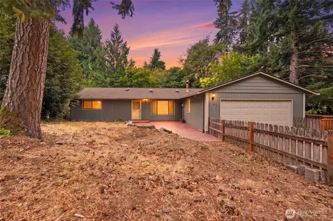 108 Swiftwater Pl, Kelso, WA 98626