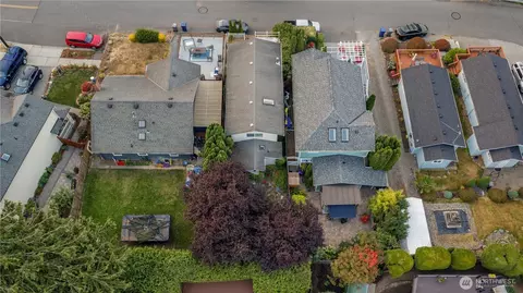 View/Area - 1406 119th Pl SE, Everett, WA 98208 photo 6 of 7