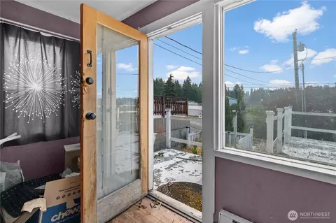 Entry Way - 1406 119th Pl SE, Everett, WA 98208 photo 1 of 1