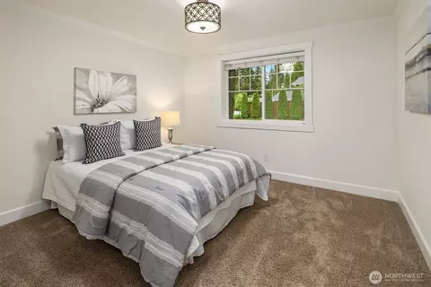Bedroom - 14828 31st Ave SE, Bothell, WA 98012 photo 1 of 4