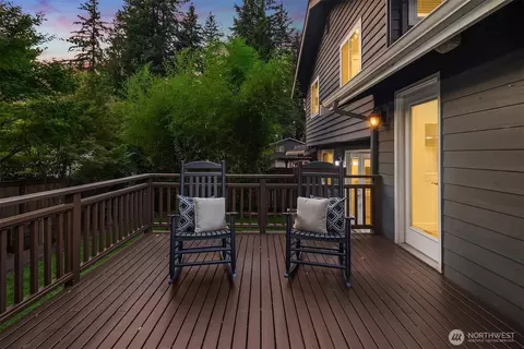 Exterior - 14828 31st Ave SE, Bothell, WA 98012 photo 5 of 11