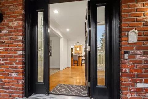 Entry Way - 14828 31st Ave SE, Bothell, WA 98012 photo 1 of 2