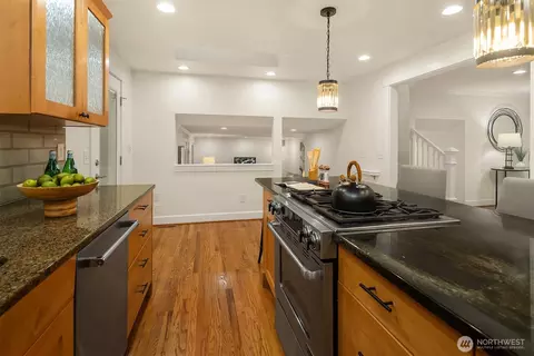 Kitchen - 14828 31st Ave SE, Bothell, WA 98012 photo 2 of 5