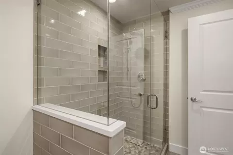 Bath - 14828 31st Ave SE, Bothell, WA 98012 photo 6 of 6