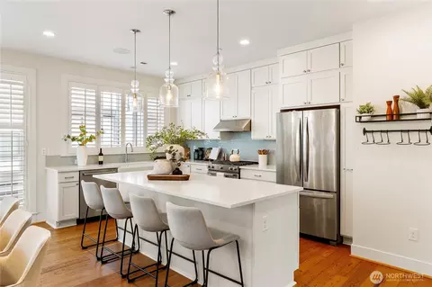 Kitchen - 9717 NE 182nd Pl #A, Bothell, WA 98011 photo 2 of 5