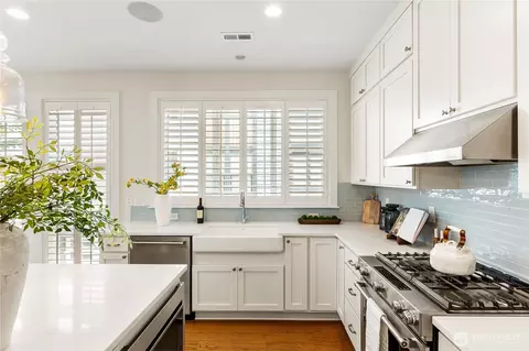 Kitchen - 9717 NE 182nd Pl #A, Bothell, WA 98011 photo 1 of 5