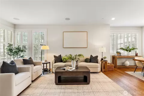 Living - 9717 NE 182nd Pl #A, Bothell, WA 98011 photo 2 of 2