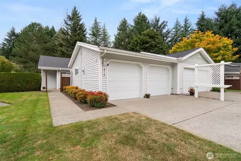 4718 Stratford Ln SE, Olympia, WA 98501