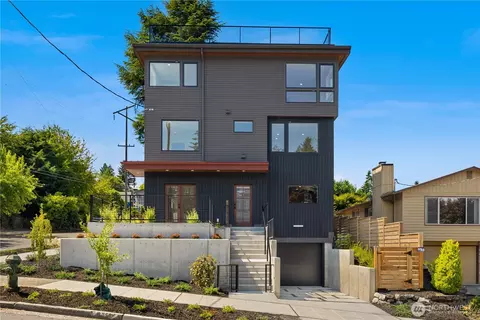 2903 3rd Ave N, Seattle, WA 98109