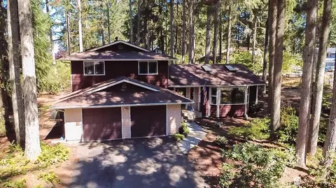 4804 Beverly Dr NE, Olympia, WA 98516