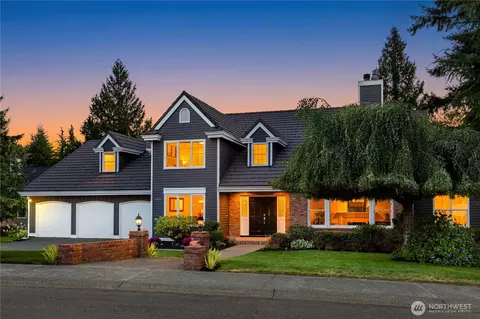 4511 173rd Ave SE, Bellevue, WA 98006