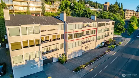 402 Boulevard #202, Bellingham, WA 98225