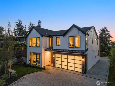 615 617 13th Ave W, Kirkland, WA 98033