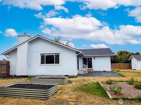 Exterior - 131 Duke Dr, Sequim, WA 98382 photo 5 of 5