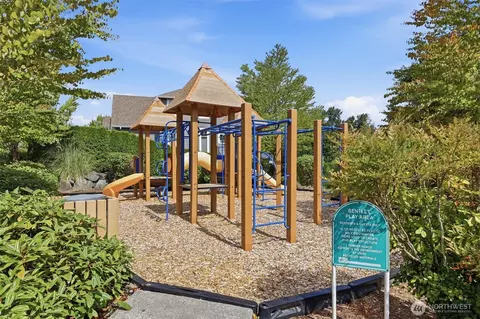 View/Area - 14813 99th Pl NE, Bothell, WA 98011 photo 5 of 5