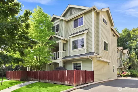 21416 50th Ave W #3, Mountlake Terrace, WA 98043