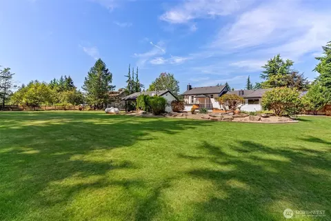 Exterior - 25717 SE 398th St, Enumclaw, WA 98022 photo 13 of 14