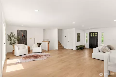 Living - 25717 SE 398th St, Enumclaw, WA 98022 photo 5 of 6