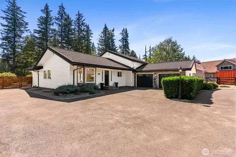 Exterior - 25717 SE 398th St, Enumclaw, WA 98022 photo 6 of 14