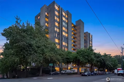 601 Belmont Ave E #B2, Seattle, WA 98102