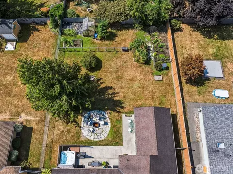 View/Area - 1442 Loraine St, Enumclaw, WA 98022 photo 4 of 5