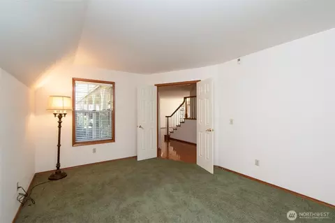 Bedroom - 92 Forest Ridge Dr, Sequim, WA 98382 photo 2 of 7