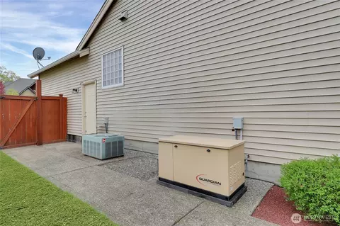 Exterior - 13714 143rd Ave E, Orting, WA 98360 photo 12 of 16