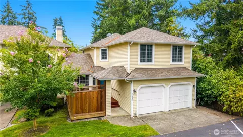 15865 Northup Way #41, Bellevue, WA 98008