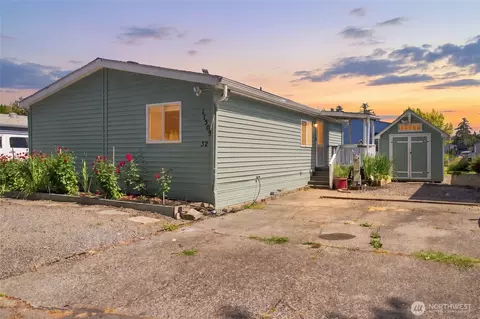 11509 20th Avenue Ct E #32, Tacoma, WA 98445