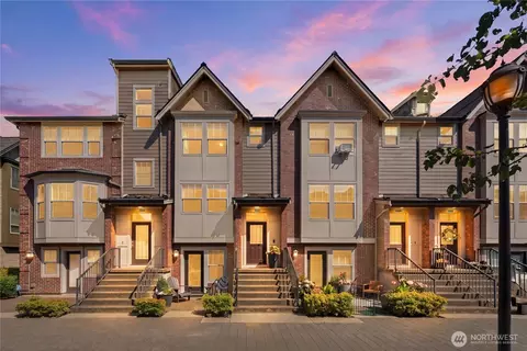 1340 Brooklyn Walk NE, Issaquah, WA 98029