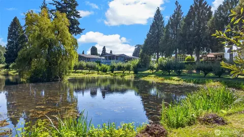 View/Area - 23825 15th Ave SE #302, Bothell, WA 98021 photo 2 of 6
