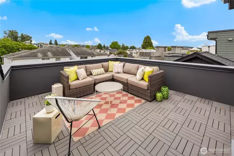 1755 NW 62nd St, Seattle, WA 98107