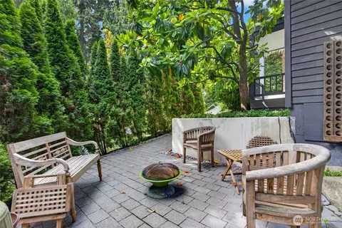 Exterior - 2518 E Roy St, Seattle, WA 98112 photo 6 of 9