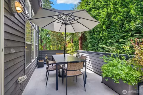 Exterior - 2518 E Roy St, Seattle, WA 98112 photo 5 of 9
