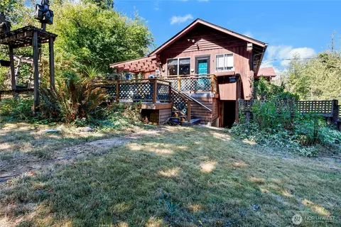 Exterior - 18404 14th Ave E, Spanaway, WA 98387 photo 6 of 13