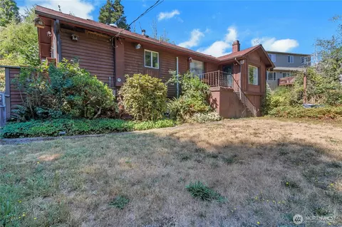 Exterior - 18404 14th Ave E, Spanaway, WA 98387 photo 4 of 13