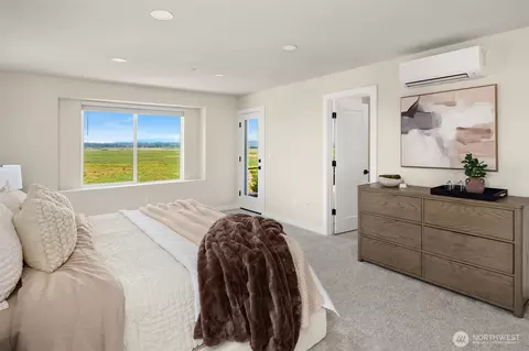Bedroom - 5814 Lowell Larimer Rd #D4, Everett, WA 98208 photo 2 of 5