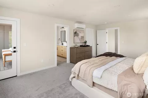 Bedroom - 5814 Lowell Larimer Rd #D4, Everett, WA 98208 photo 3 of 5
