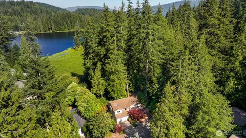 55 Lake Louise Dr, Bellingham, WA 98229
