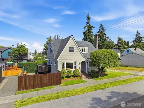 3305 Fawcett Ave, Tacoma, WA 98418