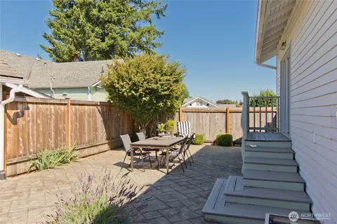 Exterior - 1565 Sorenson Ave, Enumclaw, WA 98022 photo 6 of 8
