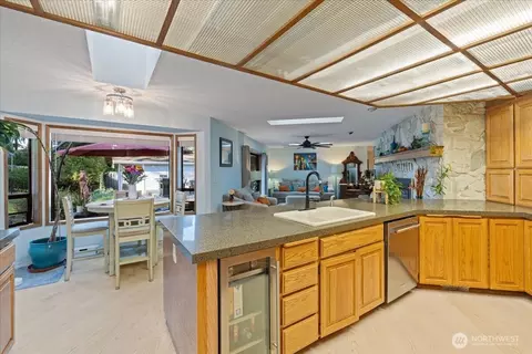 Kitchen - 701 175th St SW, Bothell, WA 98012 photo 1 of 4
