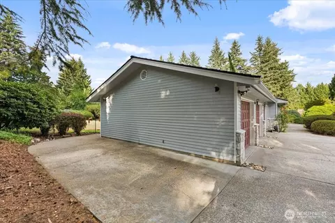 Exterior - 701 175th St SW, Bothell, WA 98012 photo 5 of 5