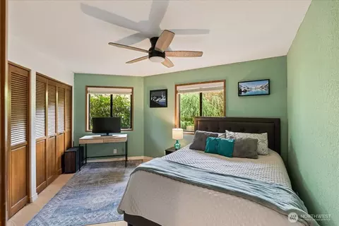 Bedroom - 701 175th St SW, Bothell, WA 98012 photo 4 of 5