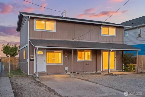 2554 S J St, Tacoma, WA 98405
